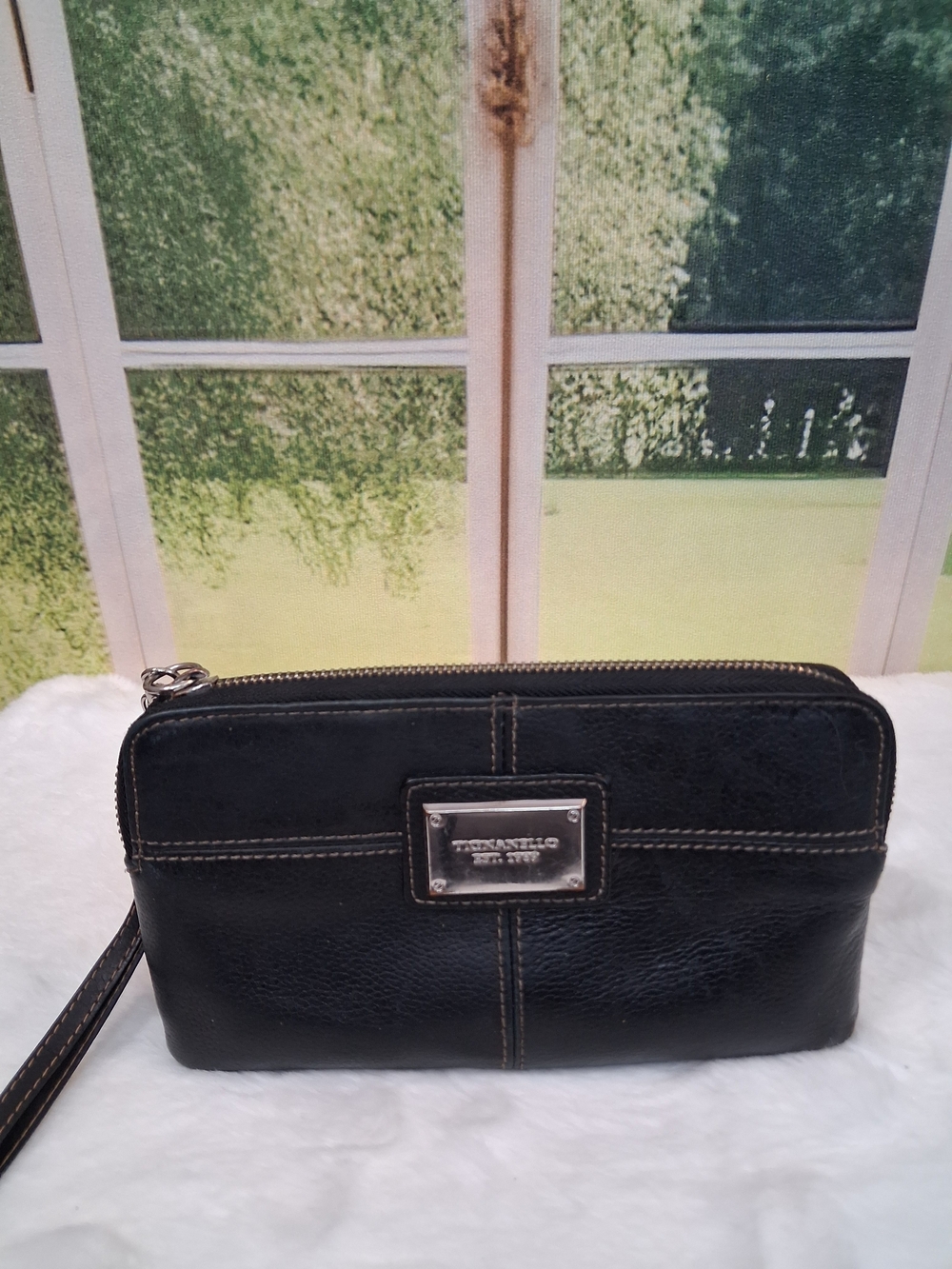 Vintage Tignanello Black Soft Leather Wristlet Wallet Y2K